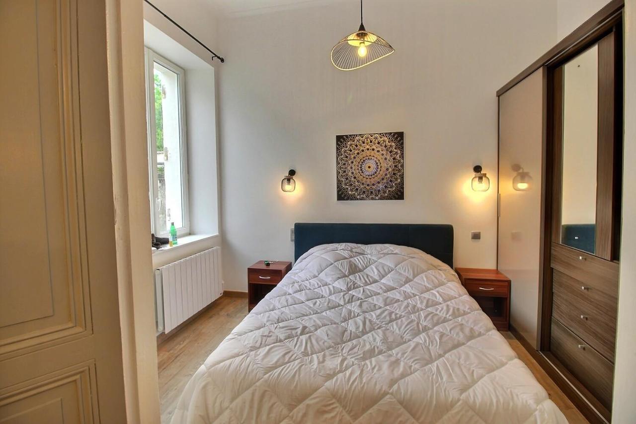 Appartement De Charme Dans Immeuble Haussmannien Периго Экстерьер фото